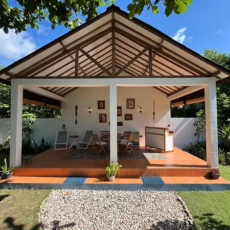 Living Room Lembongan